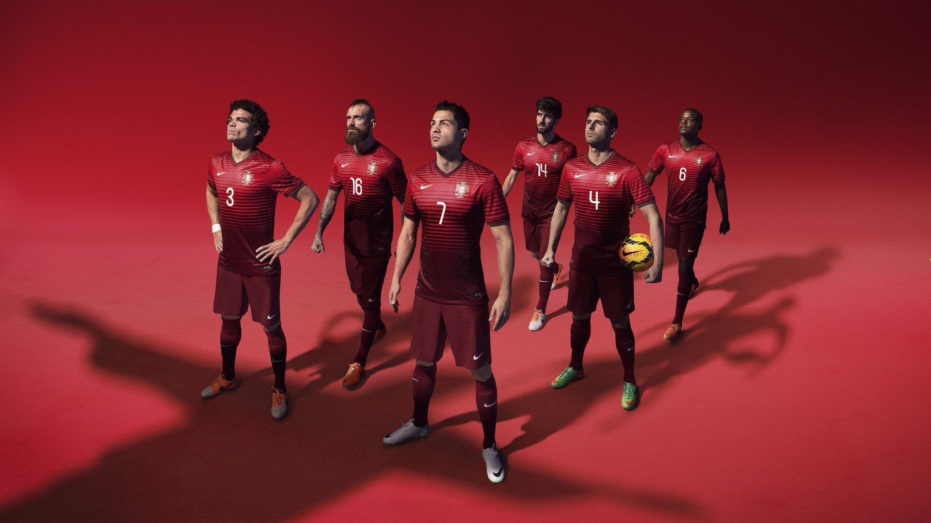 足球巨星天价转会引爆夏窗 创历史纪录引全球瞩目