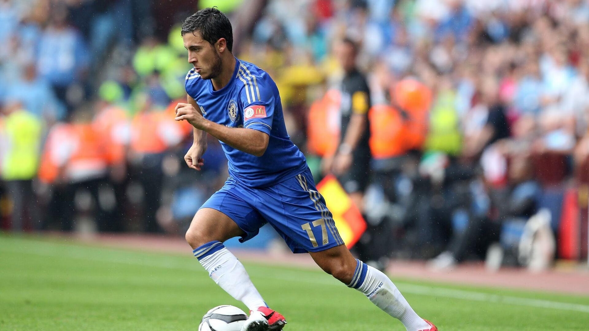 转会市场风云再起，豪门争夺战与新兴势力崛起